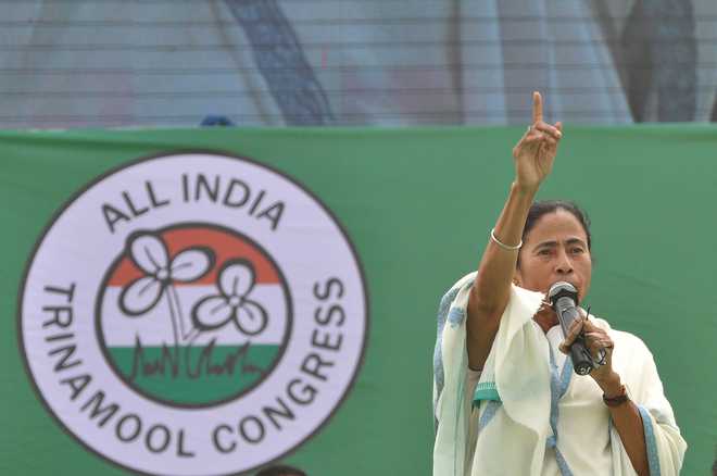 Mamata takes out rally in Kolkata to protest NRC in Assam
