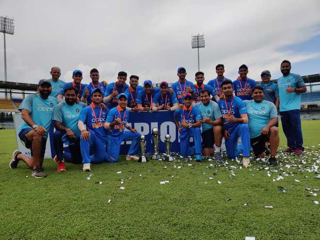 India beat Bangladesh by five runs to lift U-19 Asia Cup title