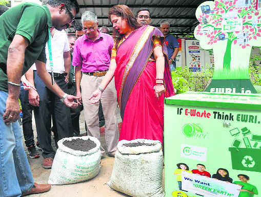 Lekhi inaugurates wet waste composting unit