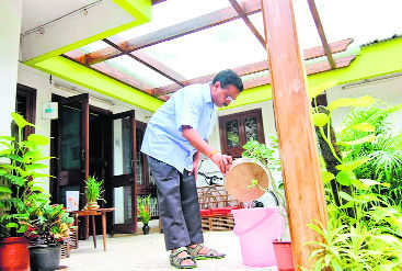 War against dengue: Kejriwal asks people to check mosquito breeding