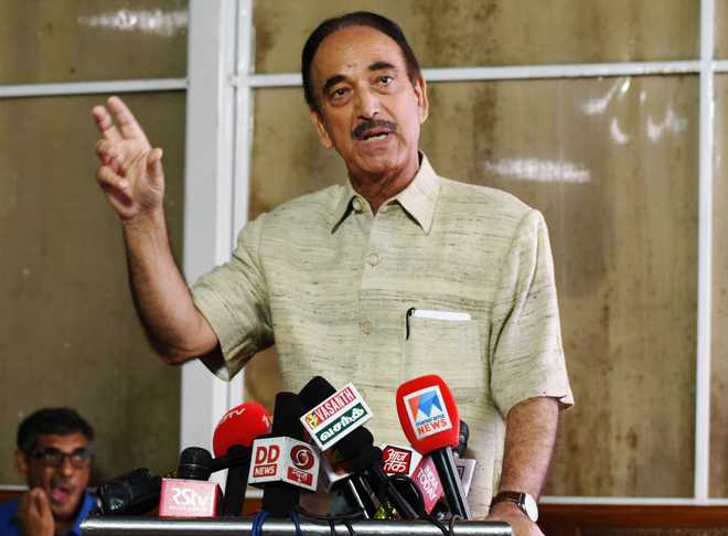 Supreme Court allows Ghulam Nabi Azad to visit J-K