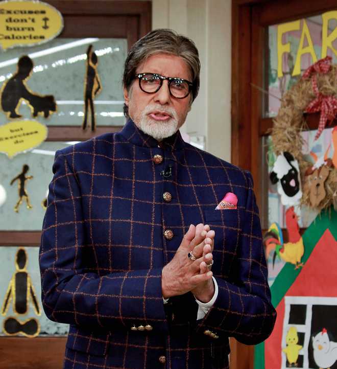 Amitabh Bachchan''s tweets on Mumbai metro draws him into Aarey controversy