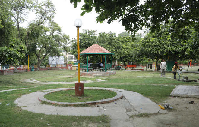 Another temple is born, in a park