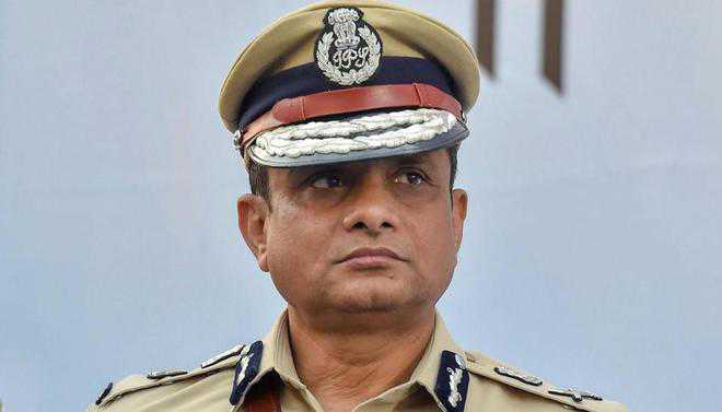 CBI intensifies search for WB police officer