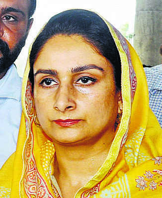 State govt delaying power supply to AIIMS: Harsimrat