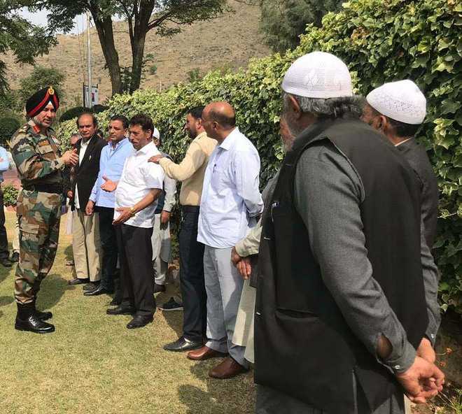 Northern Command chief visits Valley, reviews security situation