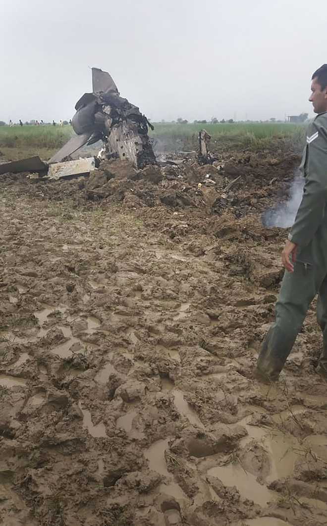 IAF MiG-21 aircraft crashes near Gwalior airbase, pilots eject safely