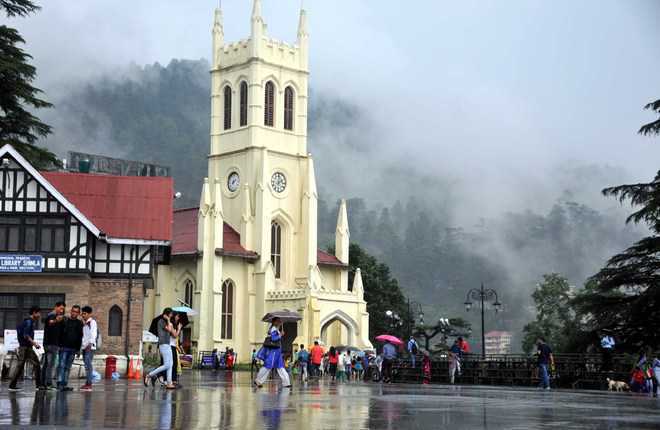 Heavy rain lashes Himachal, Kufri coldest place